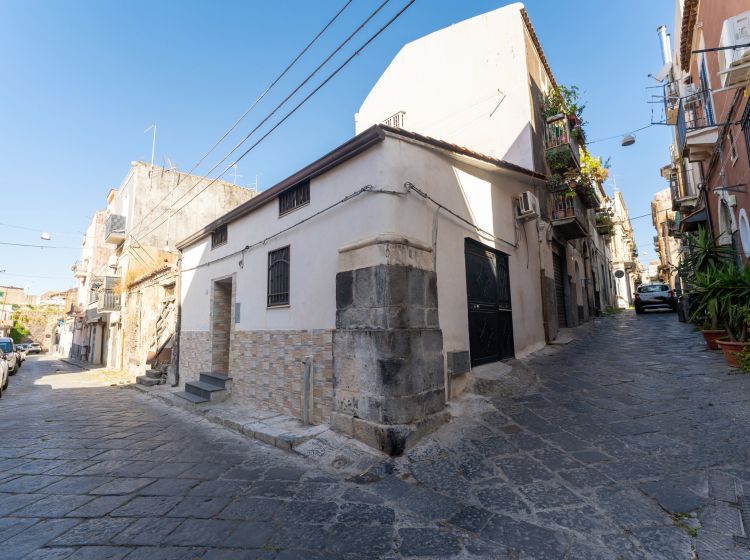 Monolocale in vendita, via Sacchero  16, Palestro, Catania