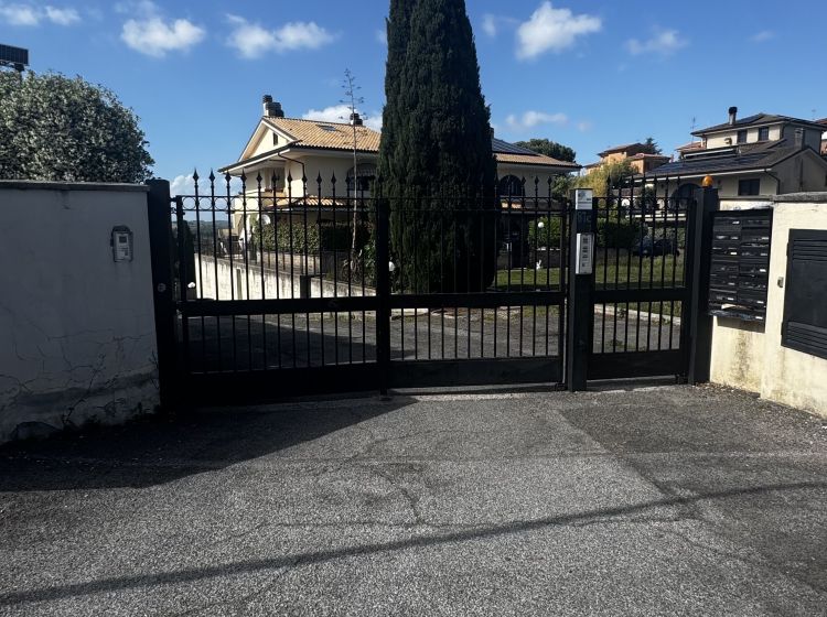 Villa in vendita, via dei Costaroni  87, Belvedere, Riano