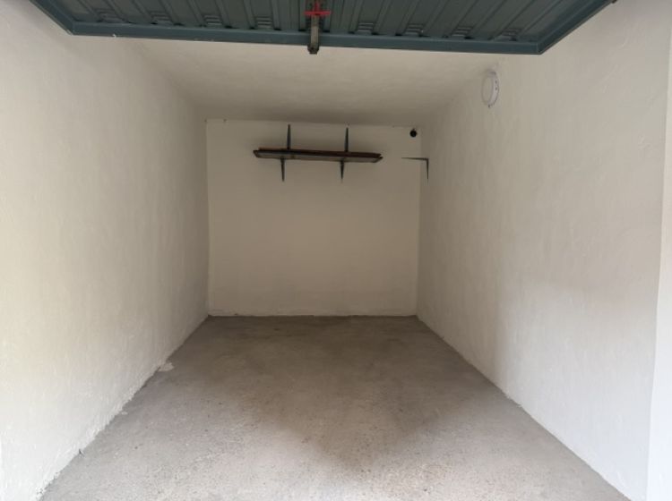 Box / Garage in affitto, via Marmolada, San Leonardo, Parma