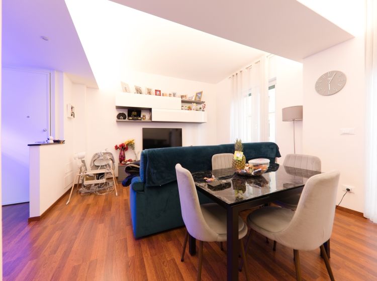 Trilocale in vendita, via Domenico Enrico dall'Orto  7, Marassi, Genova