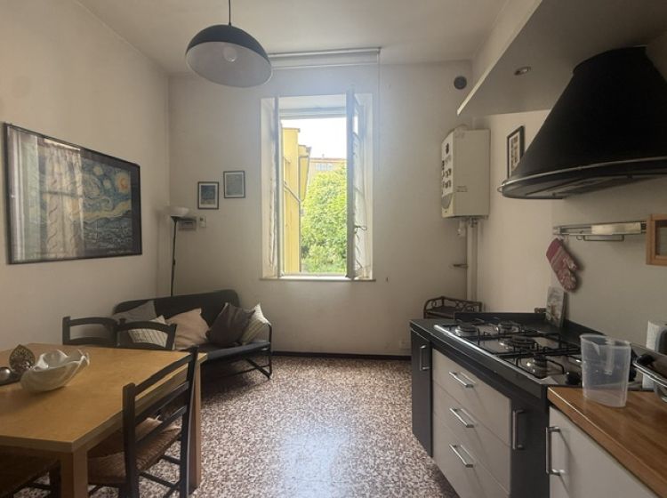 Bilocale in affitto, via Tommaso Gulli, Ospedale, Parma