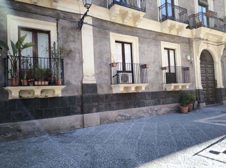 Monolocale in affitto, via Teatro Massimo  58, Centro Storico, Catania