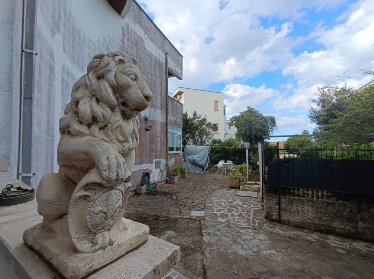 Villa in vendita, via dei Licheni  14, Anzio