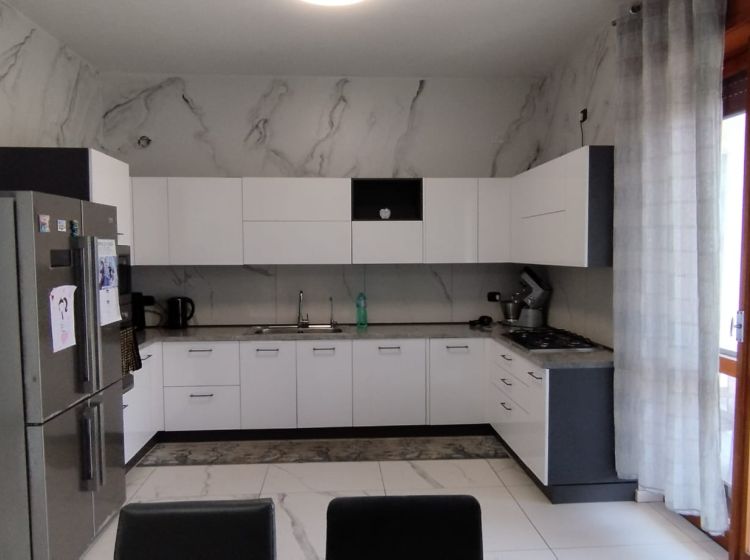 Appartamento in vendita, via Pezzi  25, Capriate, Capriate San Gervasio