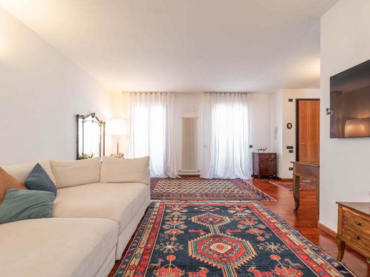 Appartamento in vendita, via G. Puccini  62, Abano Terme