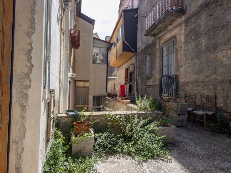 Trilocale in vendita, Discesa Pianicello, Centro Storico, Catanzaro