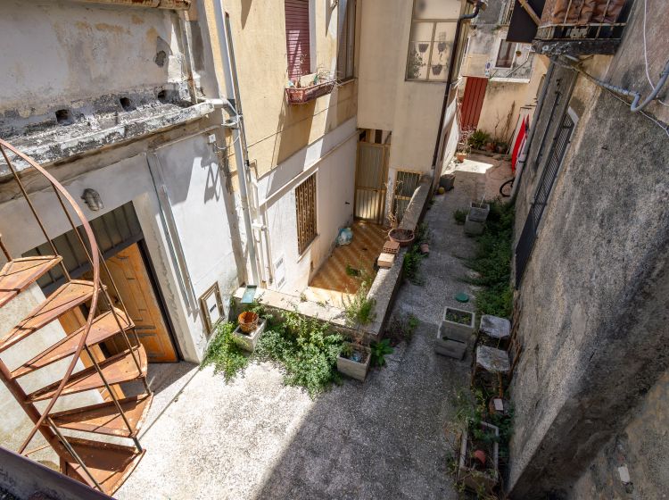 Trilocale in vendita, Discesa Pianicello, Centro Storico, Catanzaro