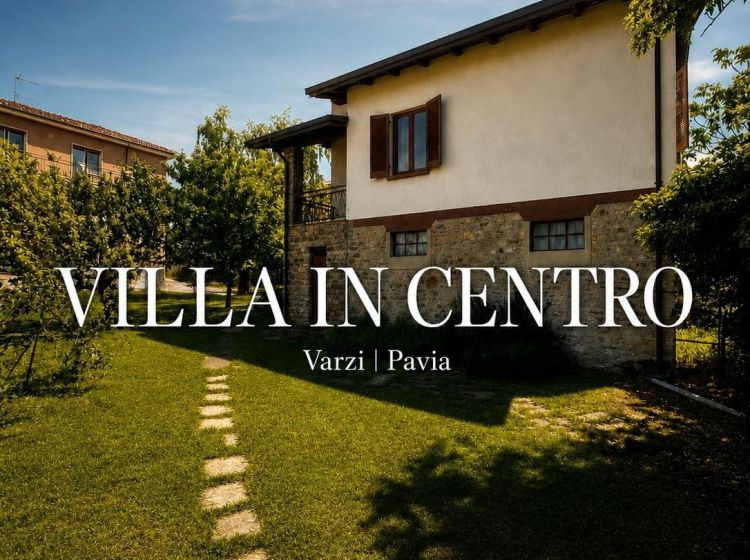 Villa in vendita, via Alcide de Gasperi  14, Varzi