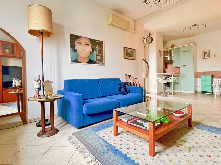 Quadrilocale in vendita, viale Francesco Talenti, L'Isolotto, Firenze