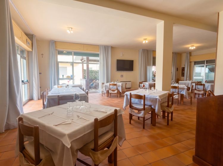 Attività / Licenza in vendita, via Concezione  33, Villa Ricci, Sant'omero