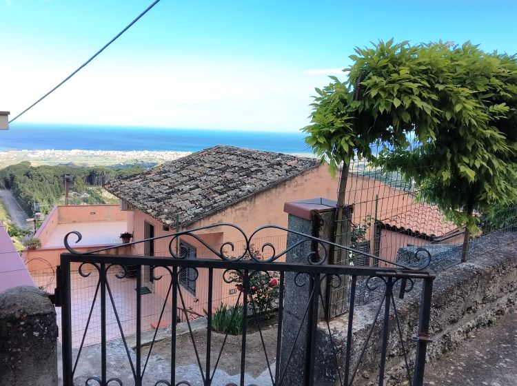 Terratetto unifamiliare in vendita, via Santa Lucia, Gerace