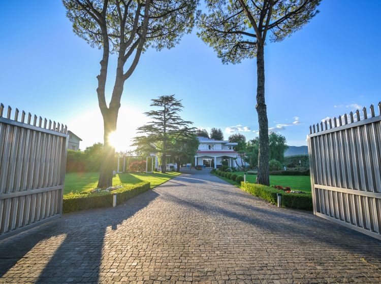 Villa in vendita, via Mare Mediterraneo  44, Pontecagnano, Pontecagnano Faiano