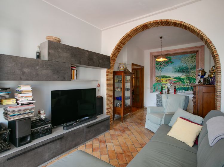 Bilocale in vendita, via Arizzano  23, Boccea, Roma