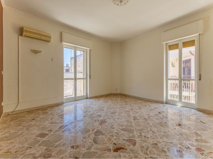 Trilocale in vendita, via Taranto  1, Carbonara di Bari, Bari