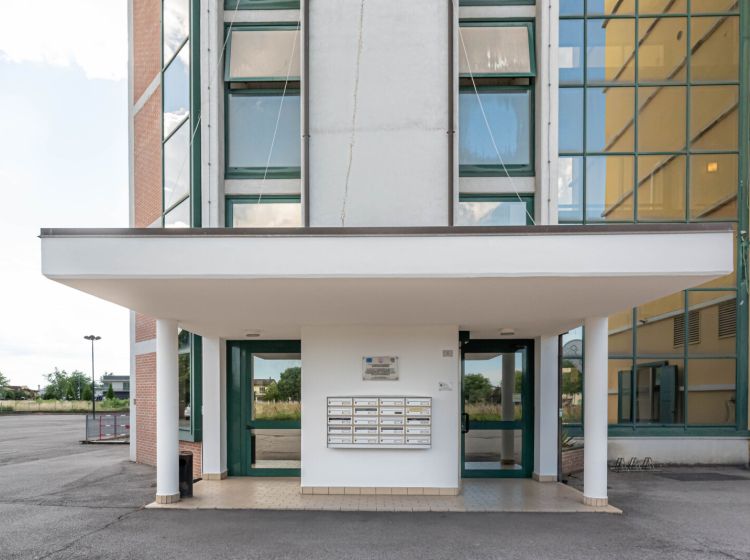 Ufficio in vendita, viale Montesi  5, Cagnola, Cartura