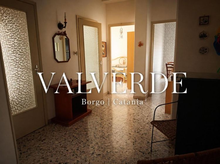 Bilocale in affitto, via Valverde  24, Borgo, Catania