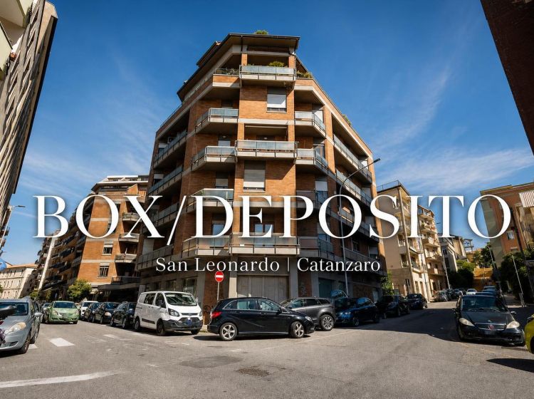 Magazzino o deposito in vendita, via Edmondo Buccarelli  49, San Leonardo, Catanzaro