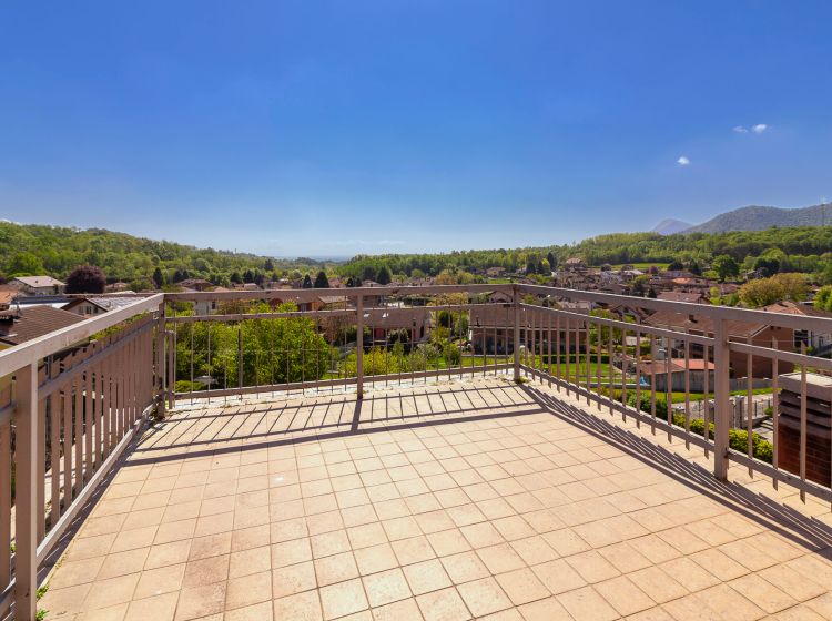 Villa in vendita, Regione Garrone  3, Centro, Reano