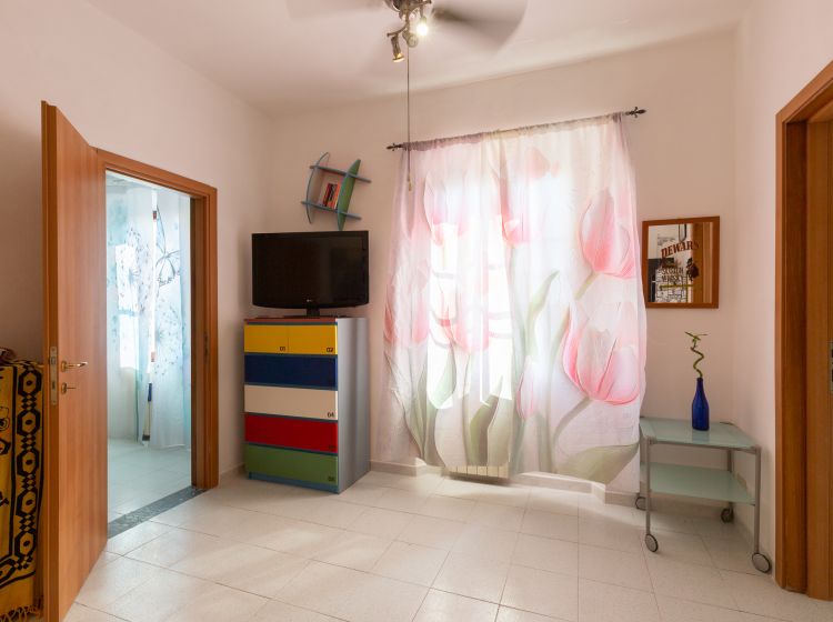 Bilocale in vendita, via di Salviano  201, Periferia est, Livorno