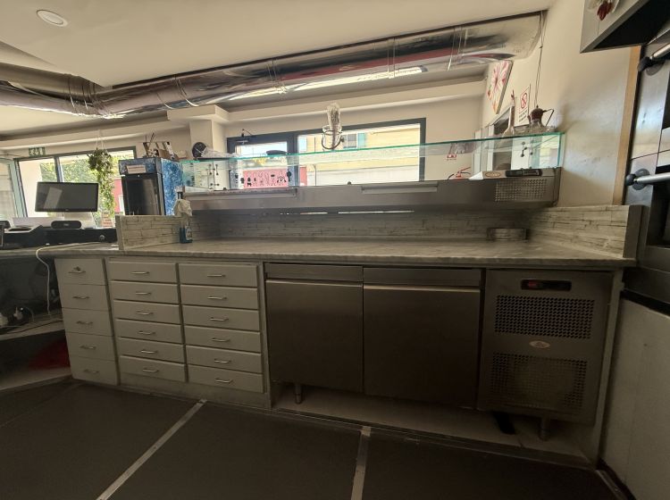 Attività / Licenza in vendita, via Guglielmo Marconi, Caprara, Campegine