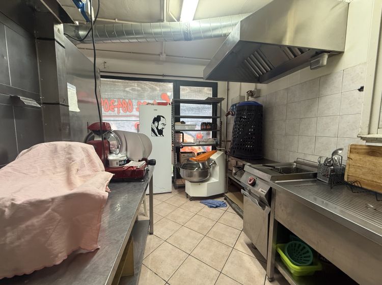 Attività / Licenza in vendita, via Guglielmo Marconi, Caprara, Campegine