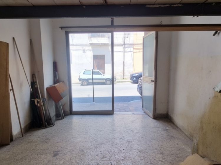 Negozio in vendita, via Ettore Vitale  52, Pontegrande, Catanzaro