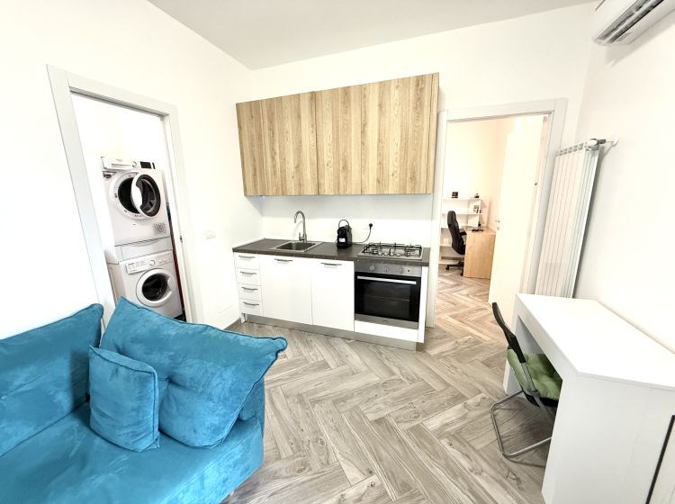 Bilocale in vendita, via Carlo Farini  80, Isola, Milano