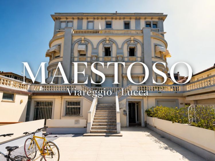 Bilocale in vendita, viale Giosuè Carducci  42/A, Viareggio