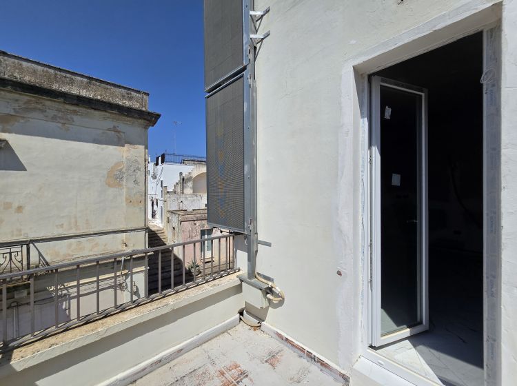 Trilocale in vendita, via Roma  61, Casarano