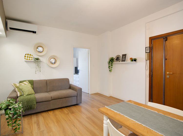 Bilocale in vendita, via Oderisi da Gubbio  62, Marconi, Roma