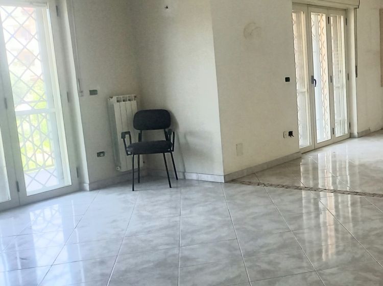 Trilocale in vendita, via Scafati  13, Poggiomarino