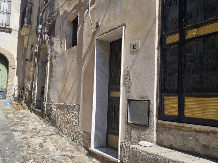 Monolocale in vendita, Vico Caracciolo, Gioiosa Ionica