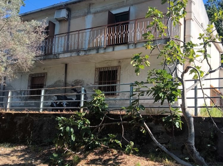Terratetto unifamiliare in vendita, Contrada farri, Grotteria
