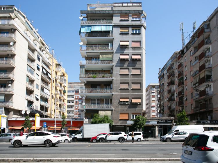 Negozio in affitto, via Tiburtina  545, Monti Tiburtini, Roma