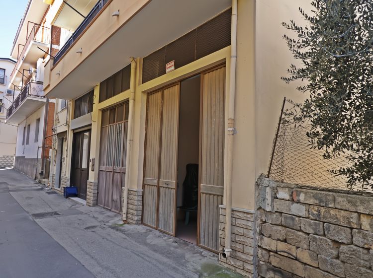 Quadrilocale in vendita, via Ancona  1, Grassano