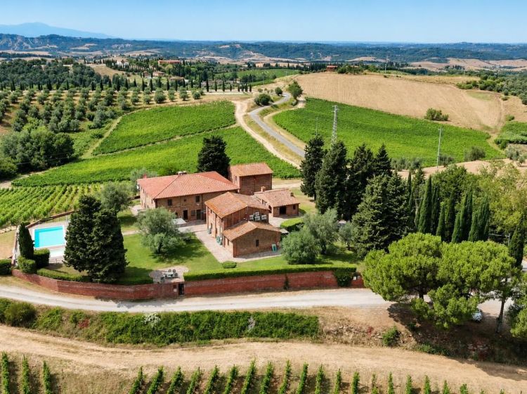 Casale in vendita, via Cerroni, Castelfalfi, Montaione