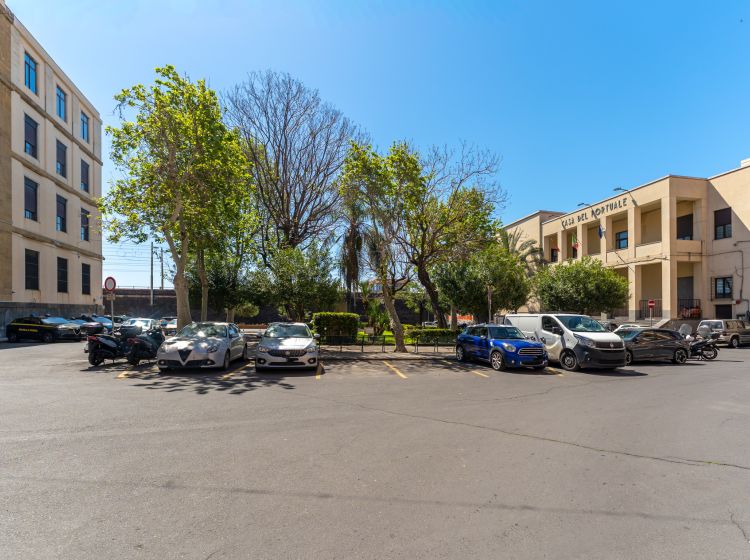 Bilocale in vendita, via Serravalle  42, Centro Storico, Catania