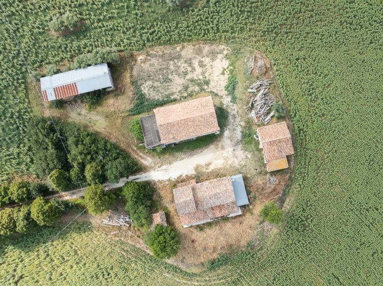 Casa colonica in vendita, Frazione Magnadorsa, Arcevia