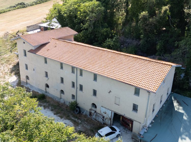 Terratetto plurifamiliare in vendita, via San Giovanni Battista snc, Arcevia