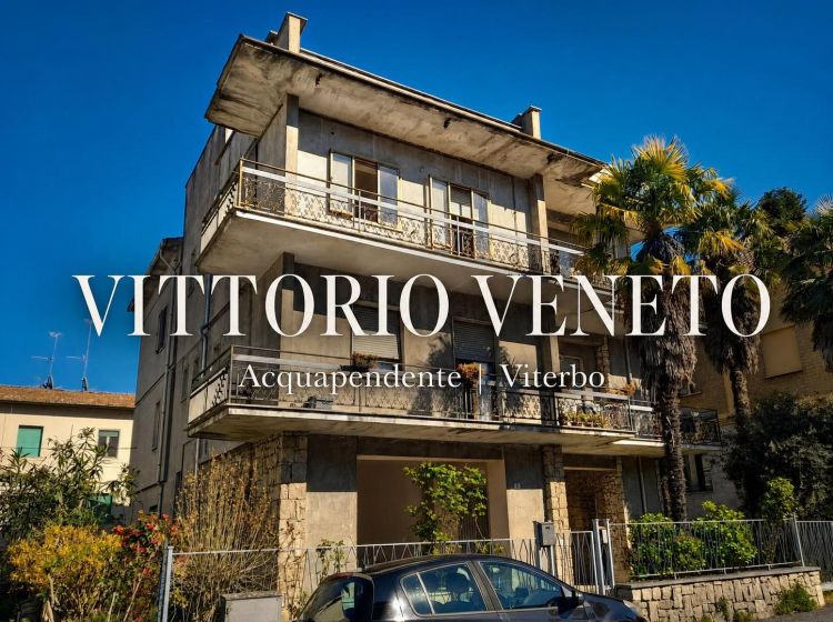 Appartamento in vendita, via Vittorio Veneto  9, Acquapendente