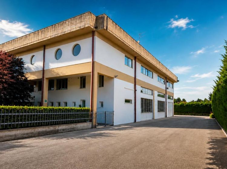 Laboratorio in vendita, via Luigi Pirandello  42, Empoli