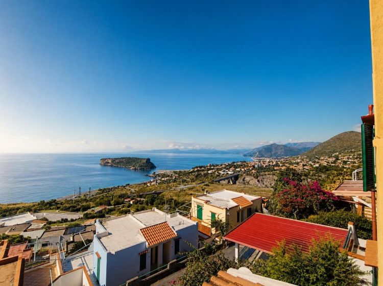 Bilocale in vendita, via Pico  189, Contrade: Vannefora, San Nicola Arcella