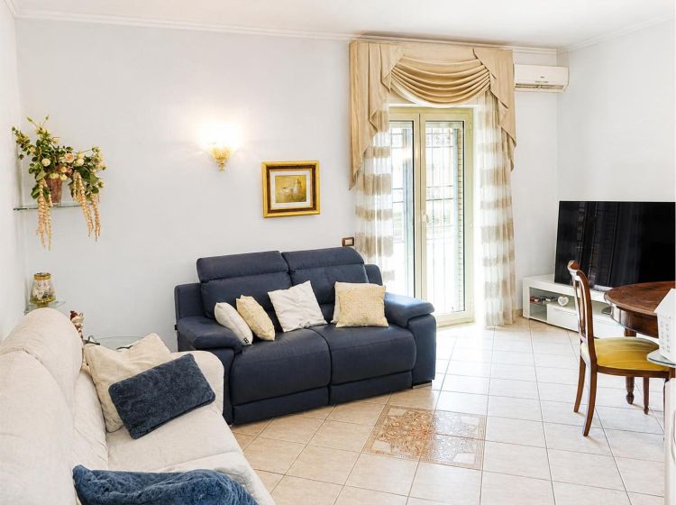 Trilocale in vendita, via delle Colonie  83, Centro, Santa Marinella