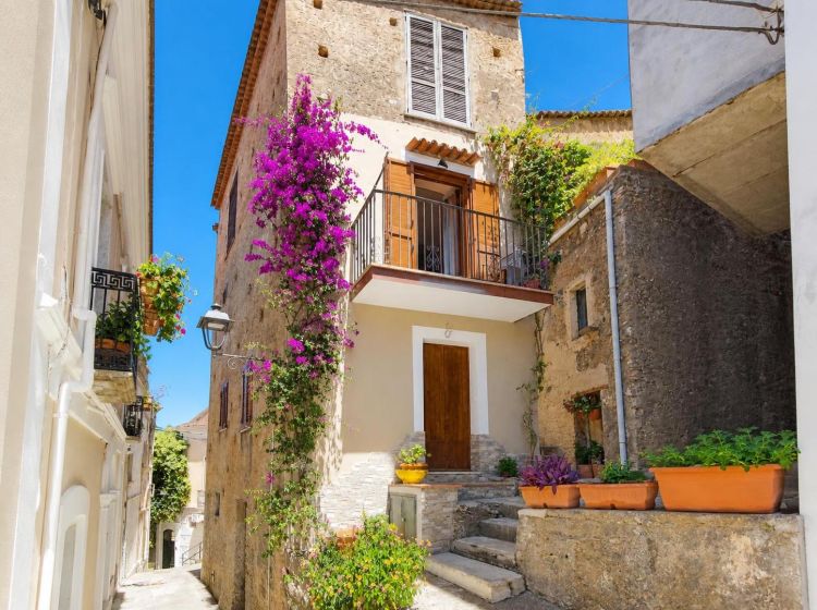 Open space in vendita, via Amedeo Barletta  3, San Nicola Arcella