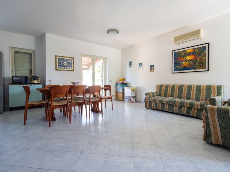 Villa in vendita, Piazza del Sole  3, Montepaone Lido, Montepaone