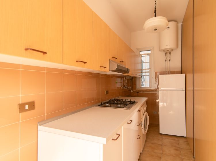 Monolocale in vendita, viale Volturno  111, Cervia Centro, Cervia