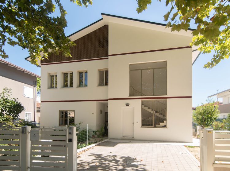 Appartamento in vendita, viale Volturno  111, Cervia Centro, Cervia