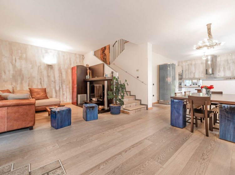 Villa in vendita, via Rienza  30, Altichiero, Padova