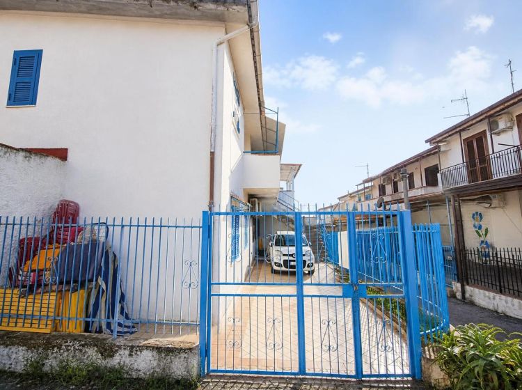 Appartamento in vendita, viale Raffaello, Scalea
