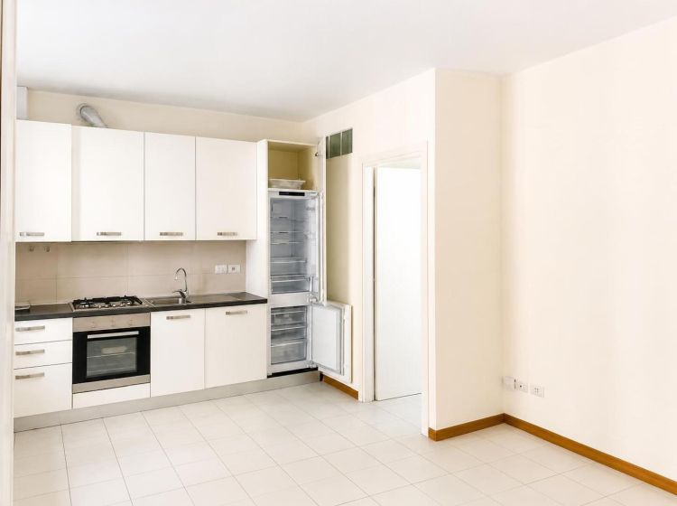 Trilocale in affitto, via Paullo  13, Cadore, Milano
